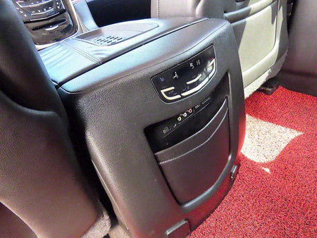 Cadillac Escalade — photo 15