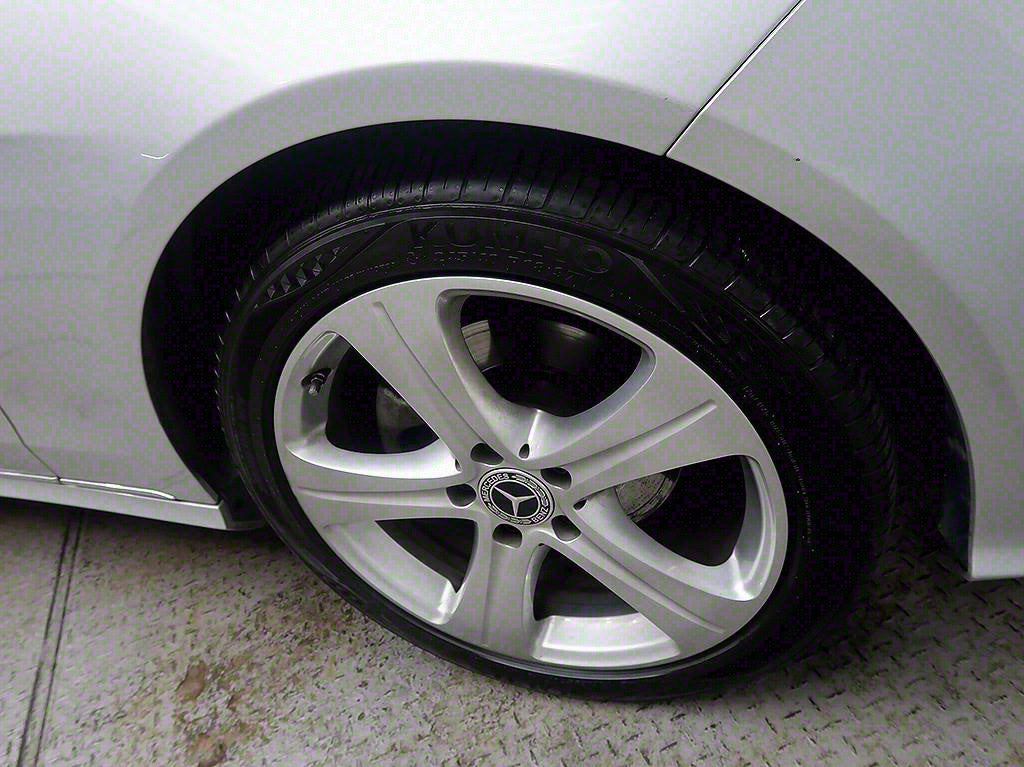 Mercedes-Benz E-Class — photo 08