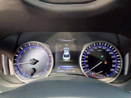 Infiniti Q50 — photo 09