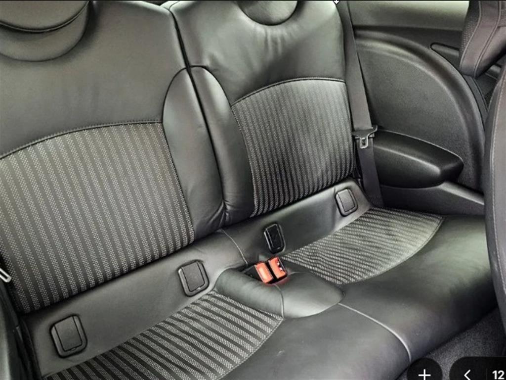 Mini Cooper — photo 12
