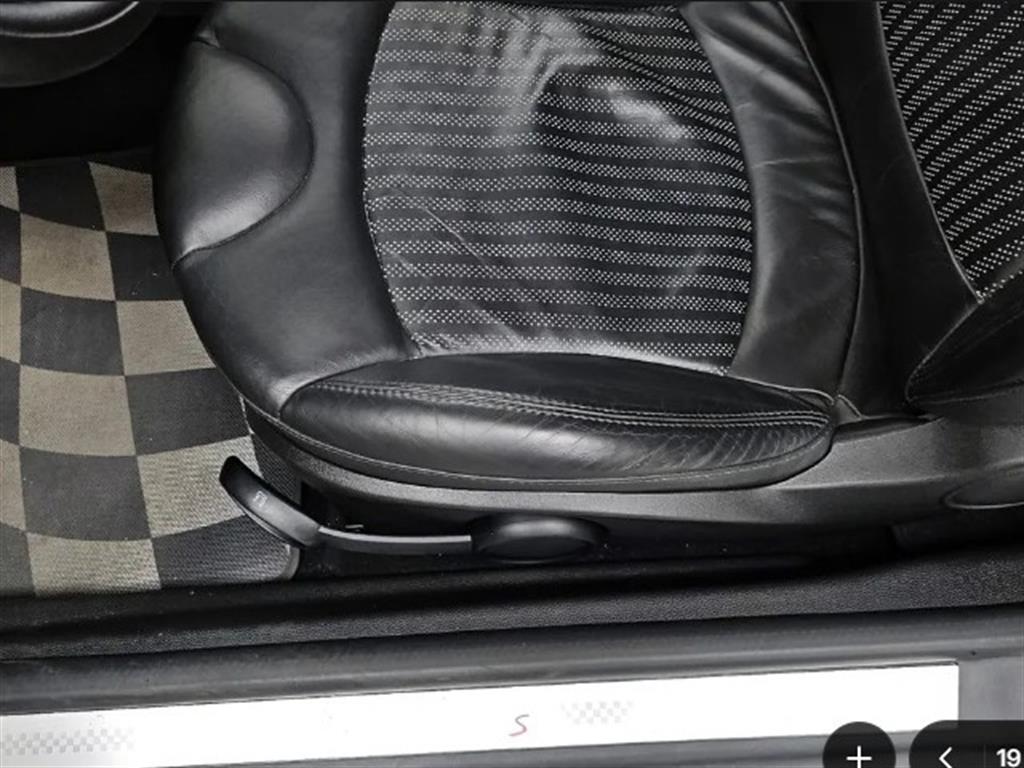 Mini Cooper — photo 19