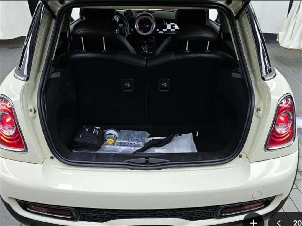 Mini Cooper — photo 20