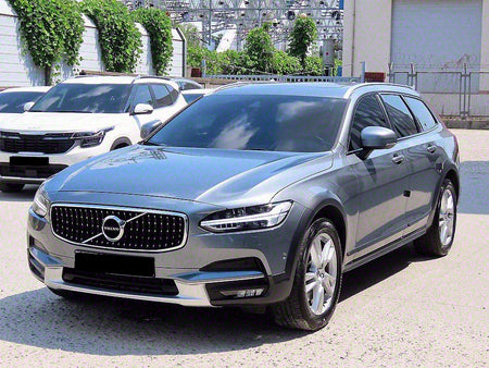 Volvo V90 — photo 02