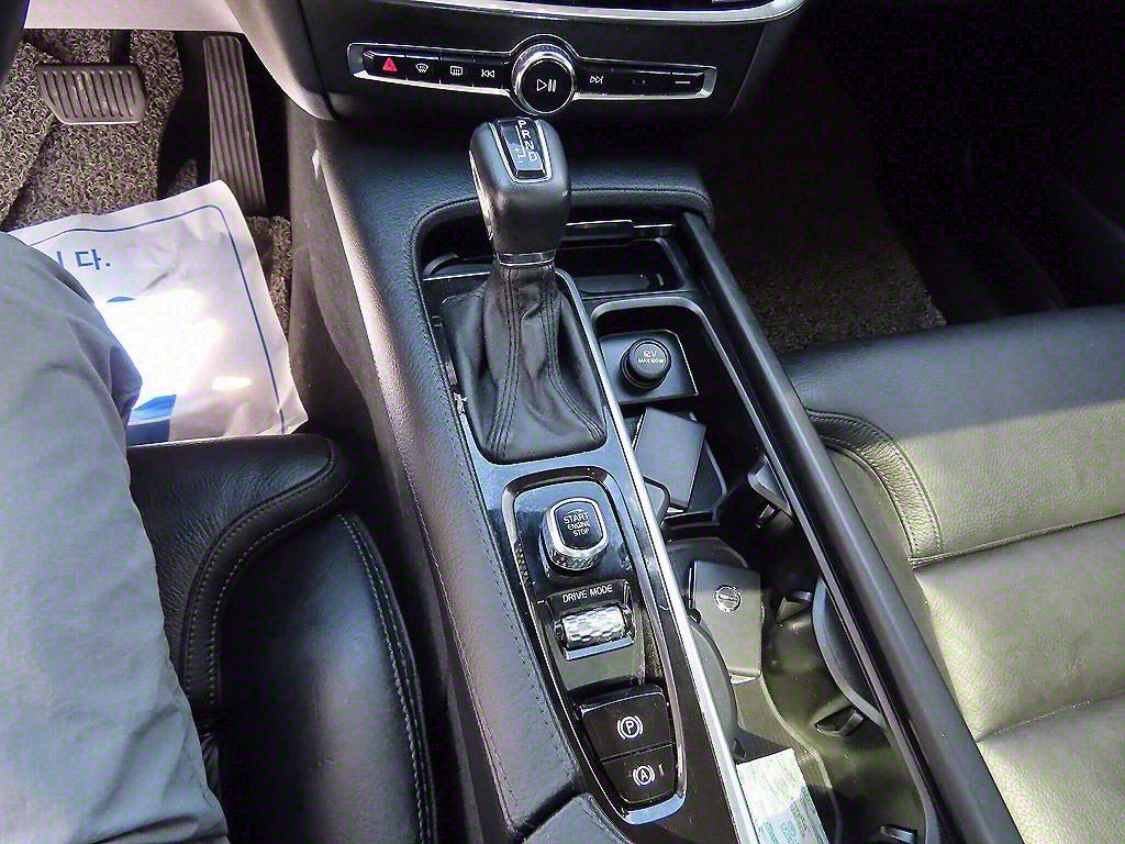 Volvo V90 — photo 11