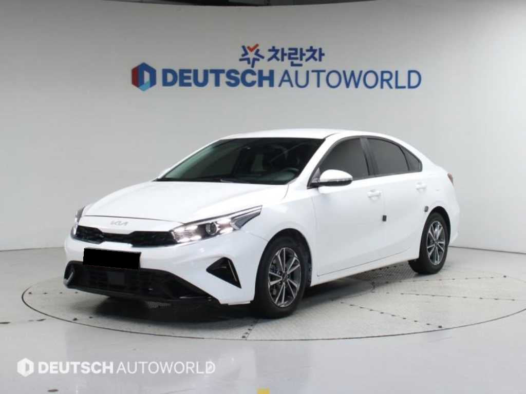 Kia K3 — photo 01