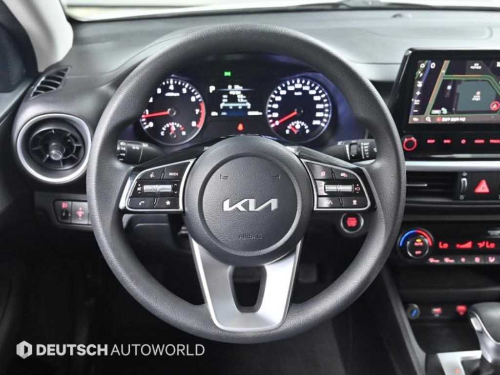 Kia K3 — photo 13