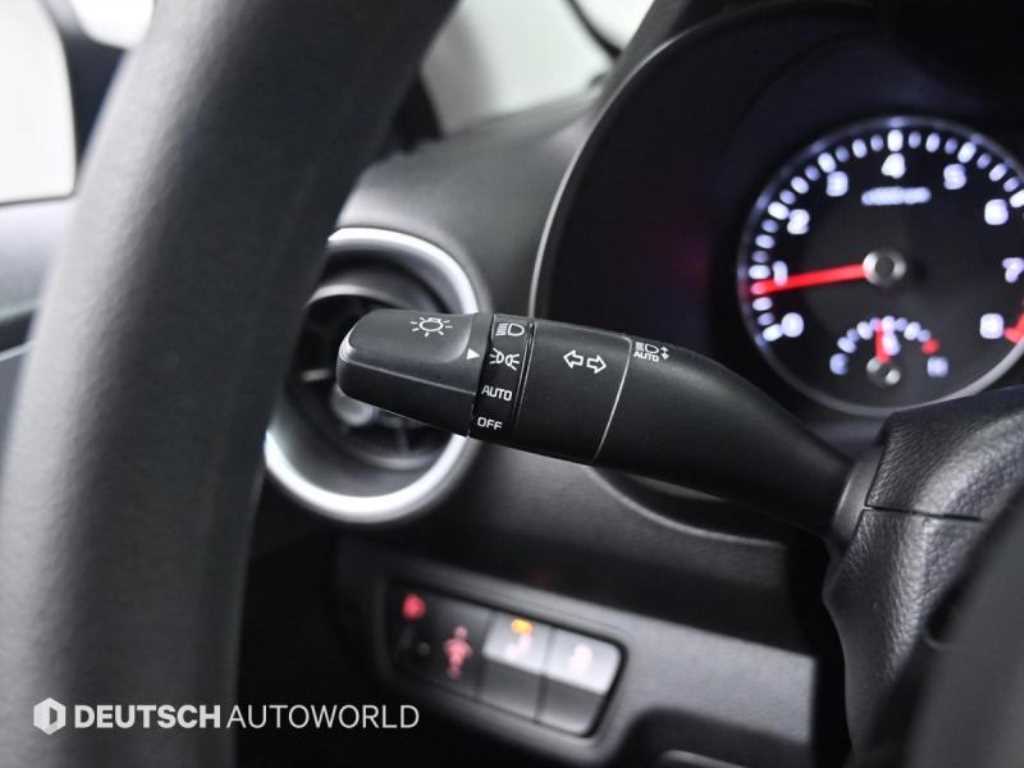 Kia K3 — photo 18