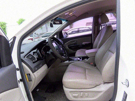 Kia Carnival — photo 05
