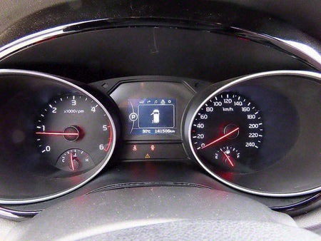Kia Carnival — photo 10