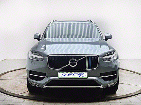 Volvo XC90 — photo 02