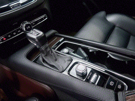 Volvo XC90 — photo 10
