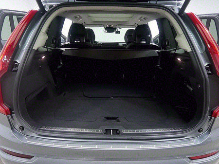 Volvo XC90 — photo 14