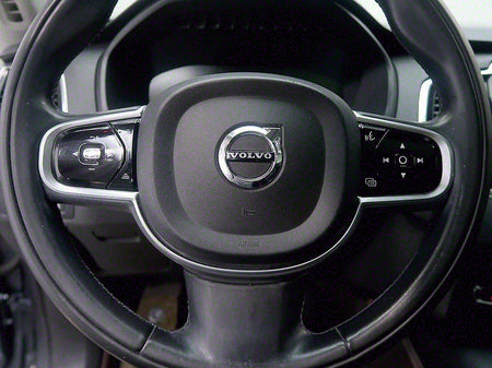 Volvo XC90 — photo 16