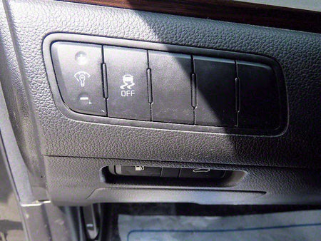 Kia K7 — photo 13