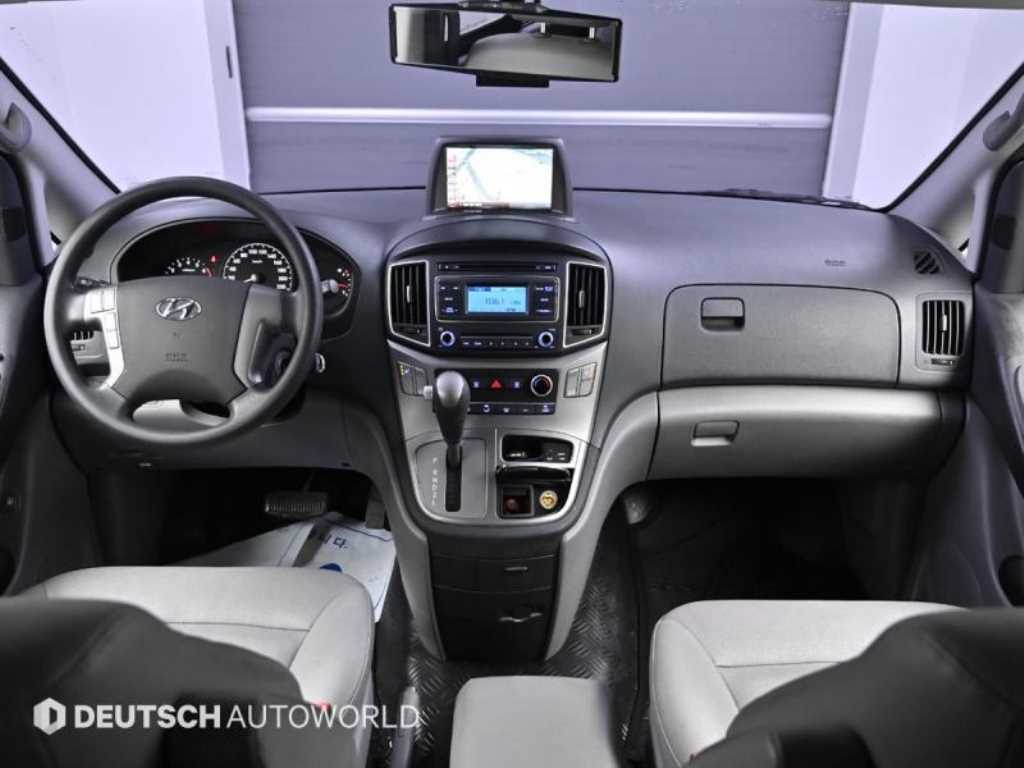 Hyundai Starex — photo 07