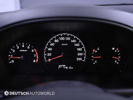 Hyundai Starex — photo 08