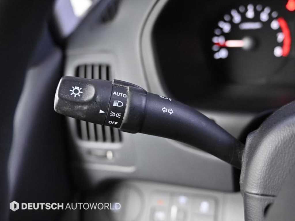 Hyundai Starex — photo 18
