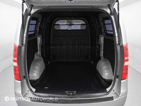 Hyundai Starex — photo 20
