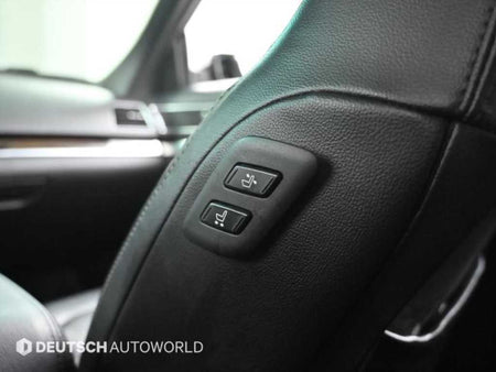 Ford Explorer — photo 18