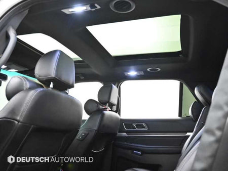 Ford Explorer — photo 19