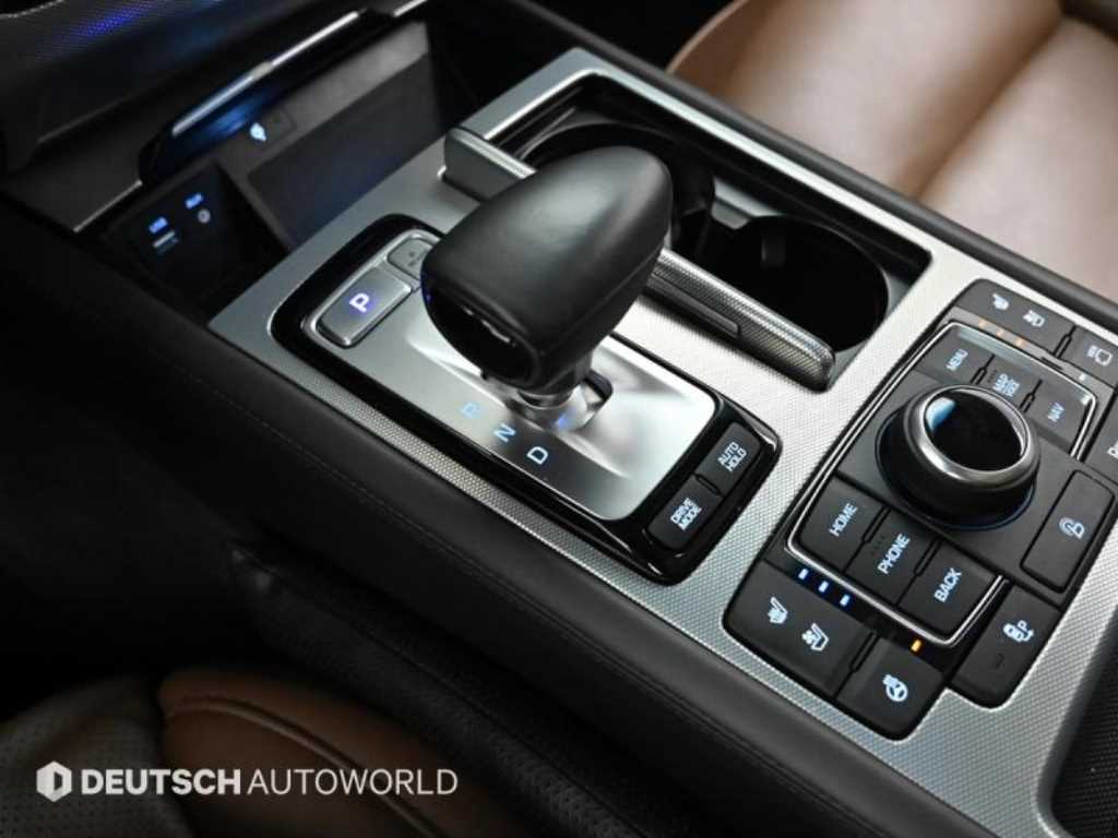 Genesis G80 — photo 09