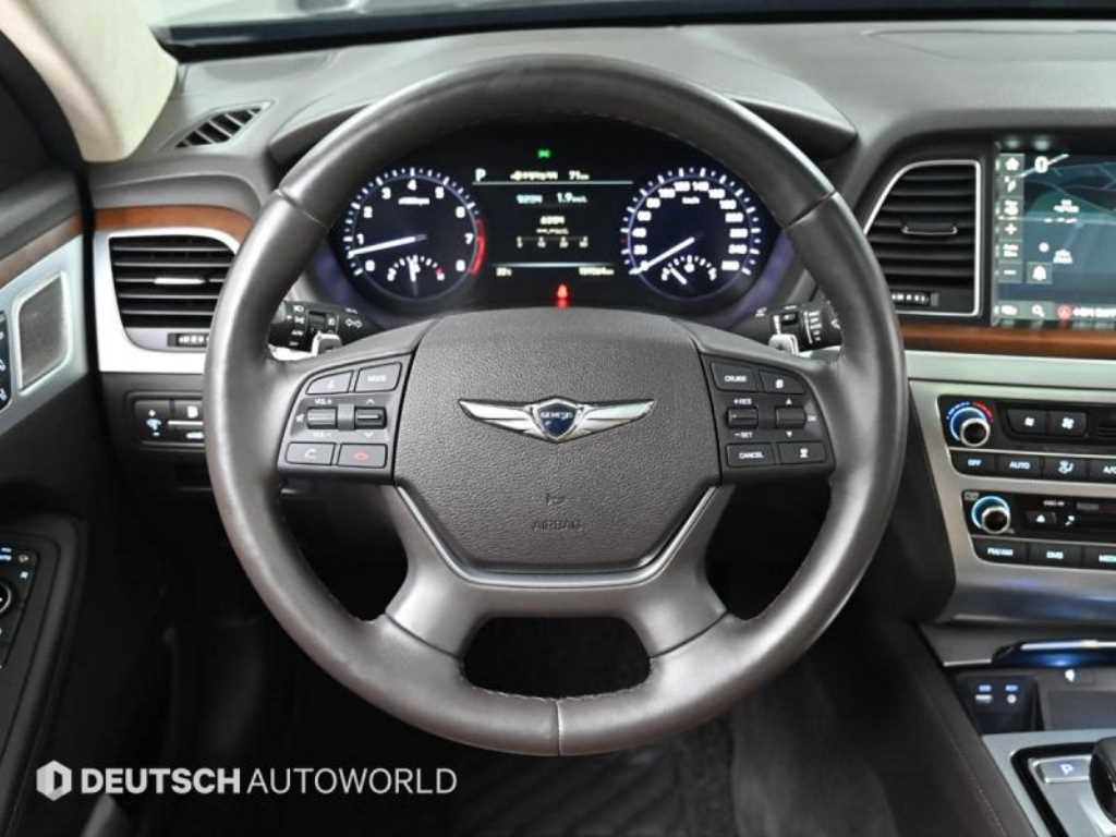 Genesis G80 — photo 13