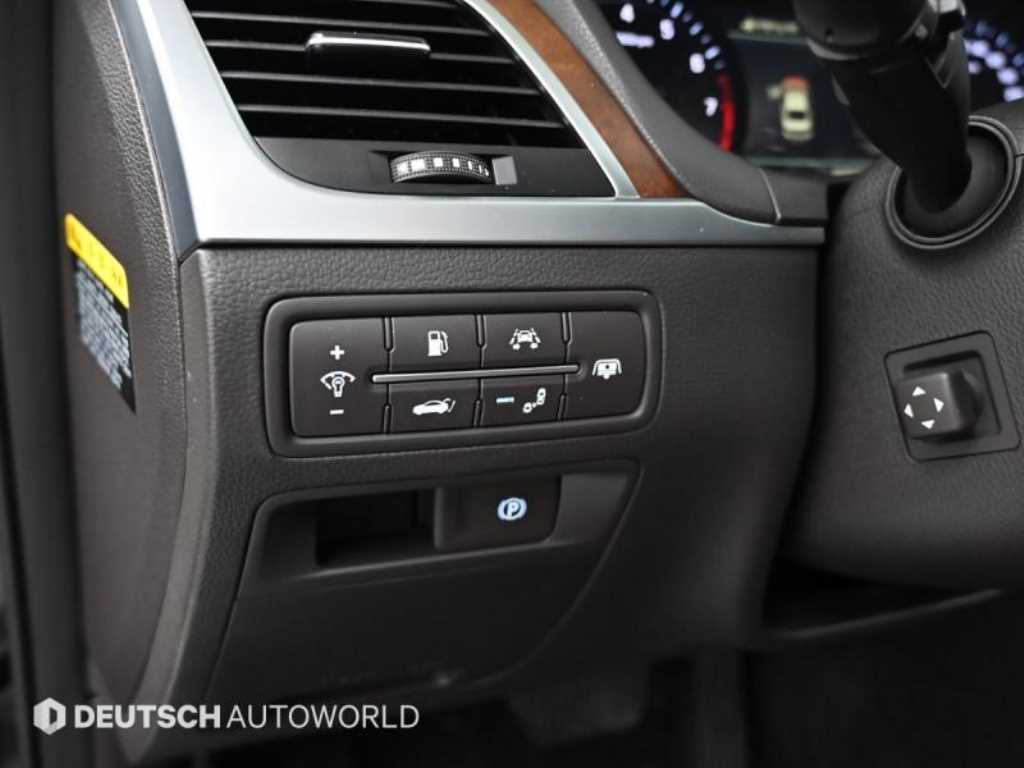 Genesis G80 — photo 17