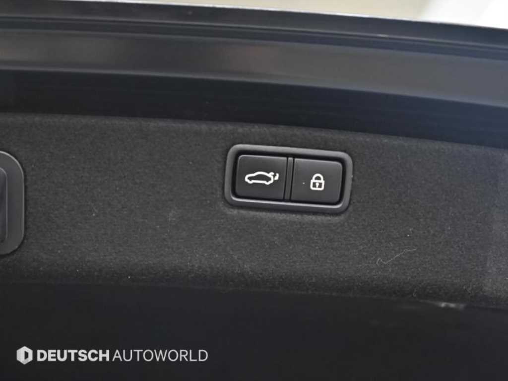 Genesis G80 — photo 20