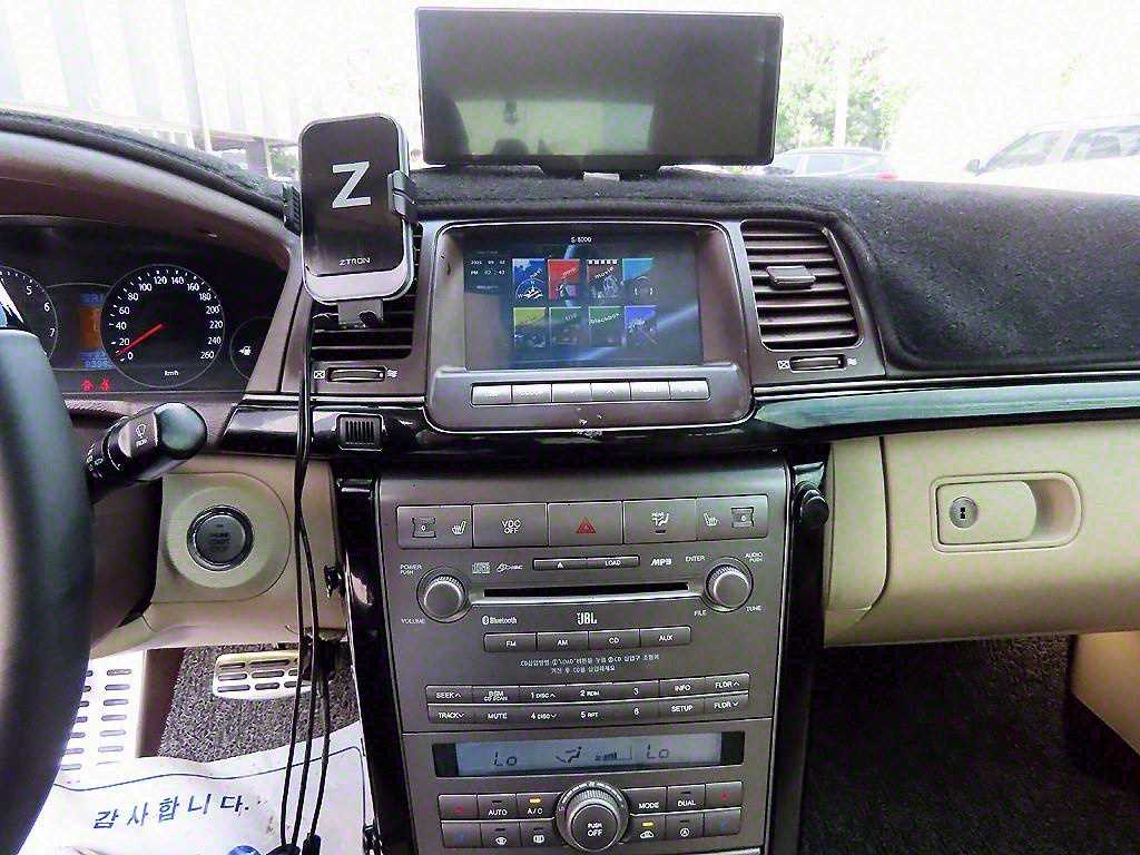 Kia OPIRUS — photo 14