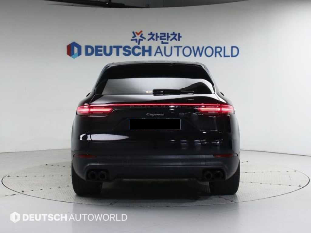 Porsche Cayenne — photo 04