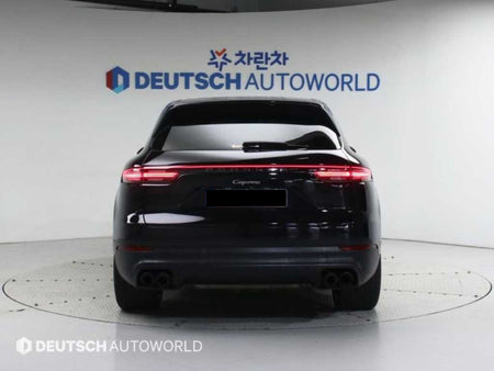 Porsche Cayenne — photo 04