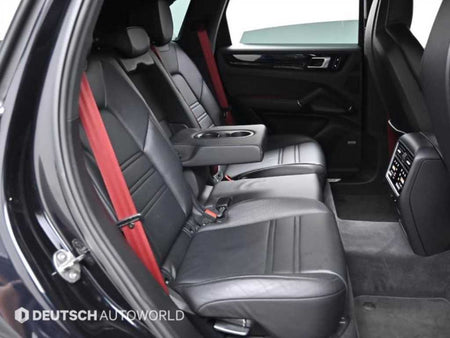 Porsche Cayenne — photo 12