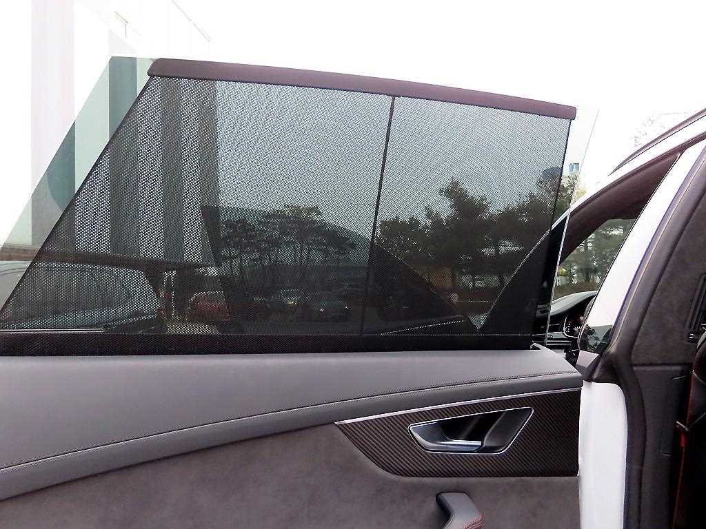 Audi RSQ8 — photo 15
