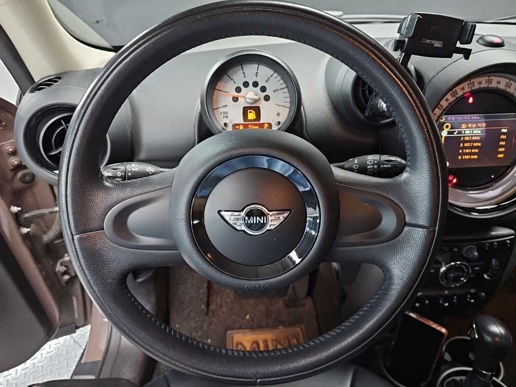 Mini Countryman — photo 09