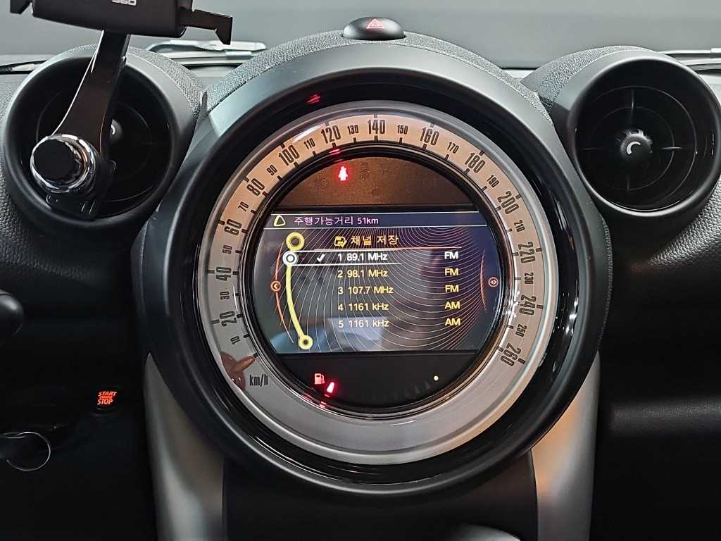 Mini Countryman — photo 13