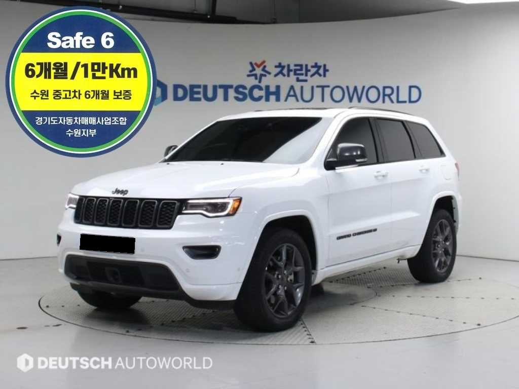 Jeep Cherokee — photo 01