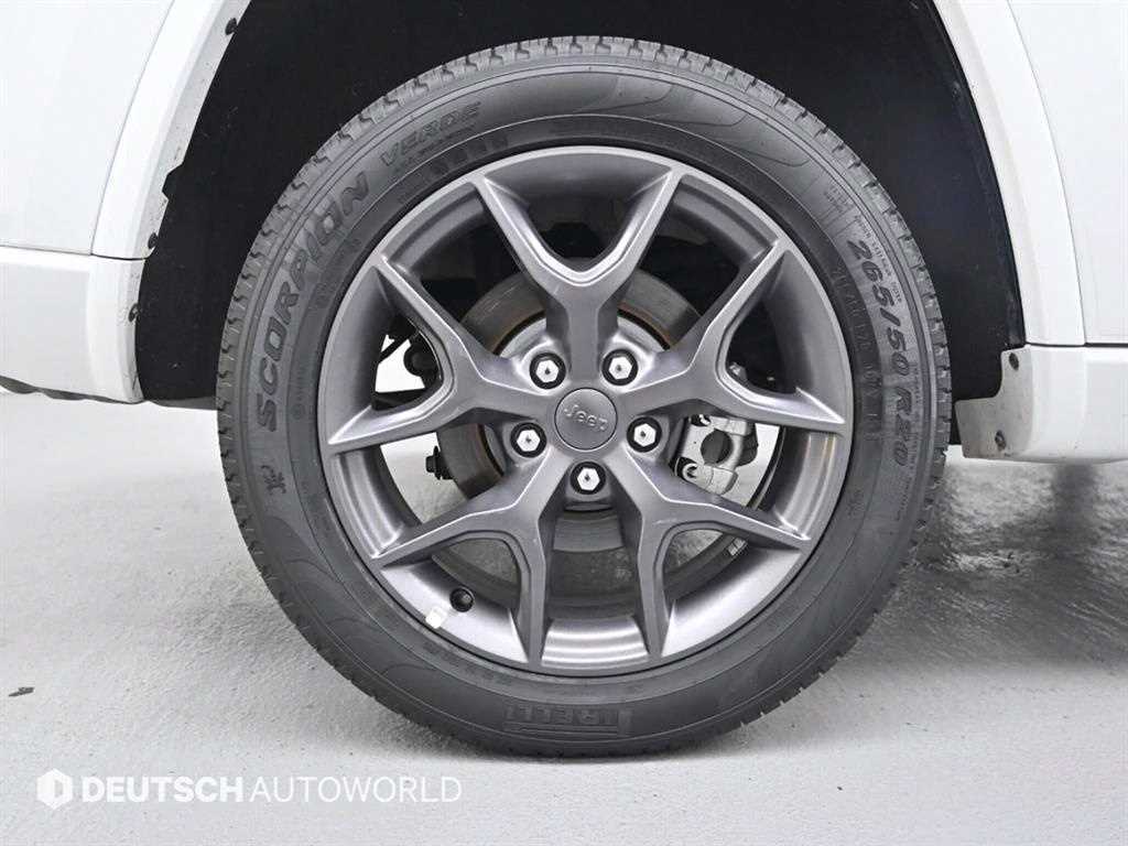 Jeep Cherokee — photo 05