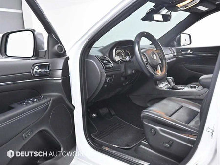 Jeep Cherokee — photo 11