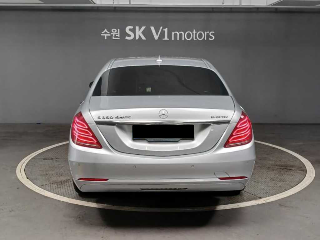 Mercedes-Benz S-Class — photo 02