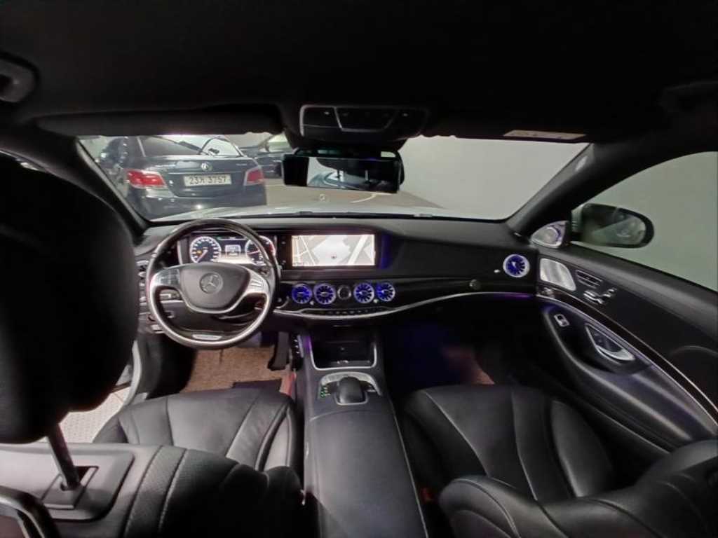 Mercedes-Benz S-Class — photo 06