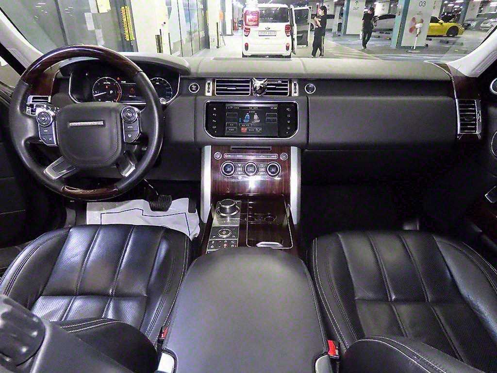 Land Rover Range Rover — photo 10