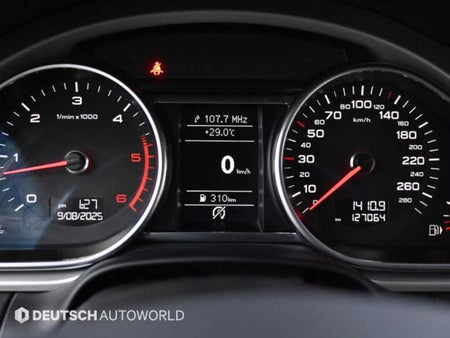 Audi Q7 — photo 08