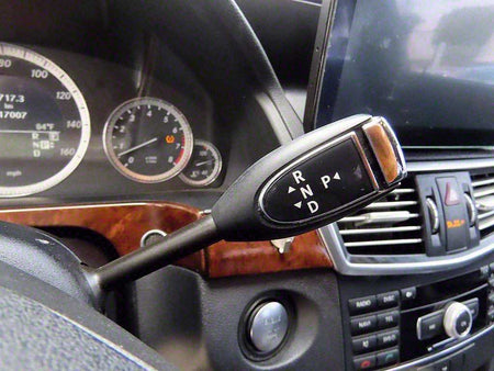 Mercedes-Benz E-Class — photo 10