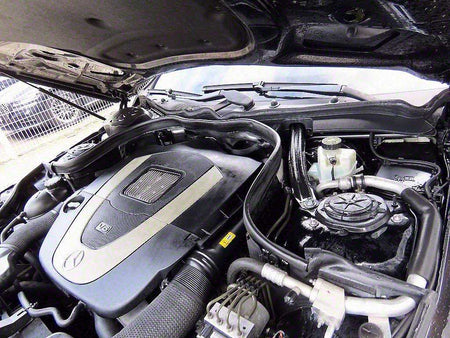 Mercedes-Benz E-Class — photo 19