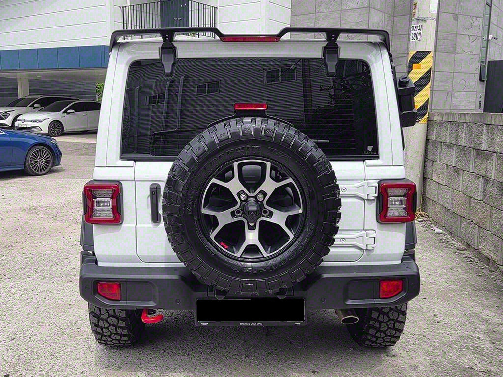 Jeep Wrangler — photo 04