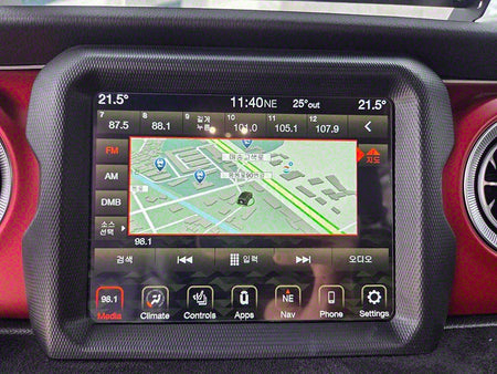 Jeep Wrangler — photo 16