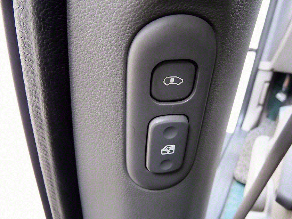 Kia Carnival — photo 15