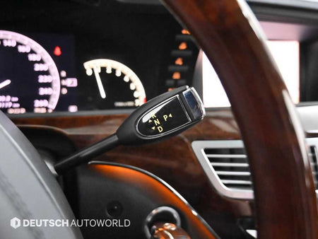 Mercedes-Benz S-Class — photo 09