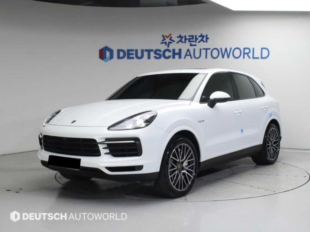 Porsche Cayenne — photo 01