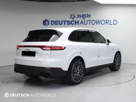 Porsche Cayenne — photo 02